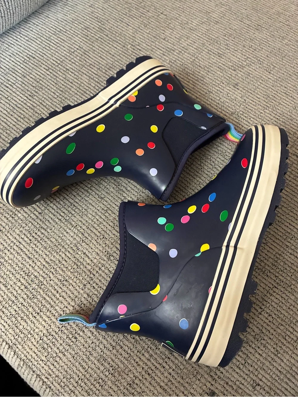 Magellan Rubber Boots Polka Dots Blue Girls Kids Sz 3D Very NEW CONDITION
